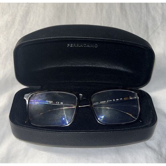 SALVATORE FERRAGAMO CROSSHATCH LEATHER SUNGLASSES CASE BLACK - Picture 8 of 9